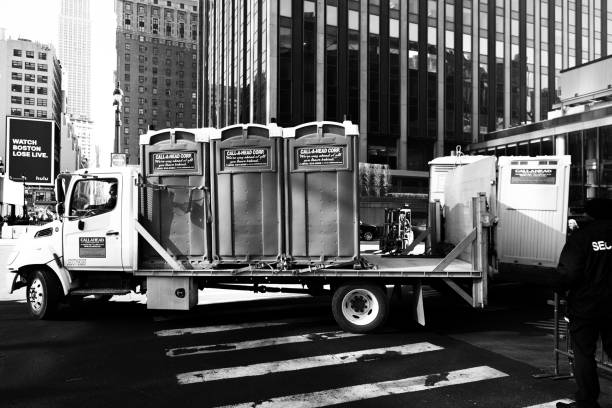 Best Portable toilet rental cost  in Edmundson, MO